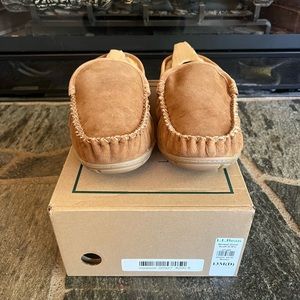 L.L. Bean Men’s Wicked Good Scuff III, 13